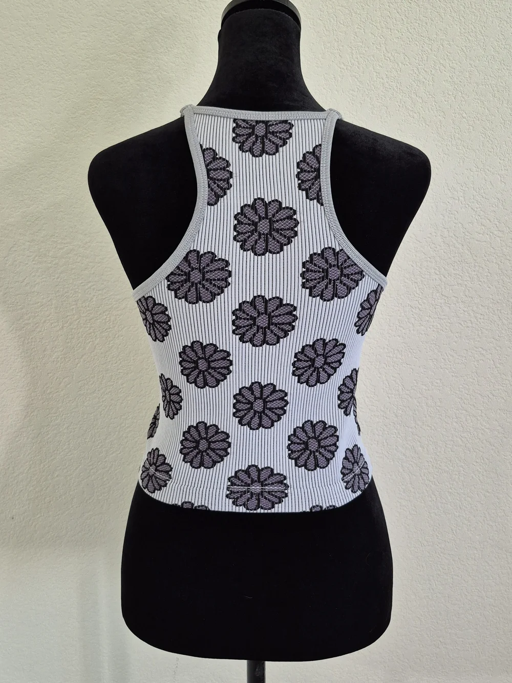 Striped Daisy Ribbed Tank Top in White and Black - Picture 5 of 8